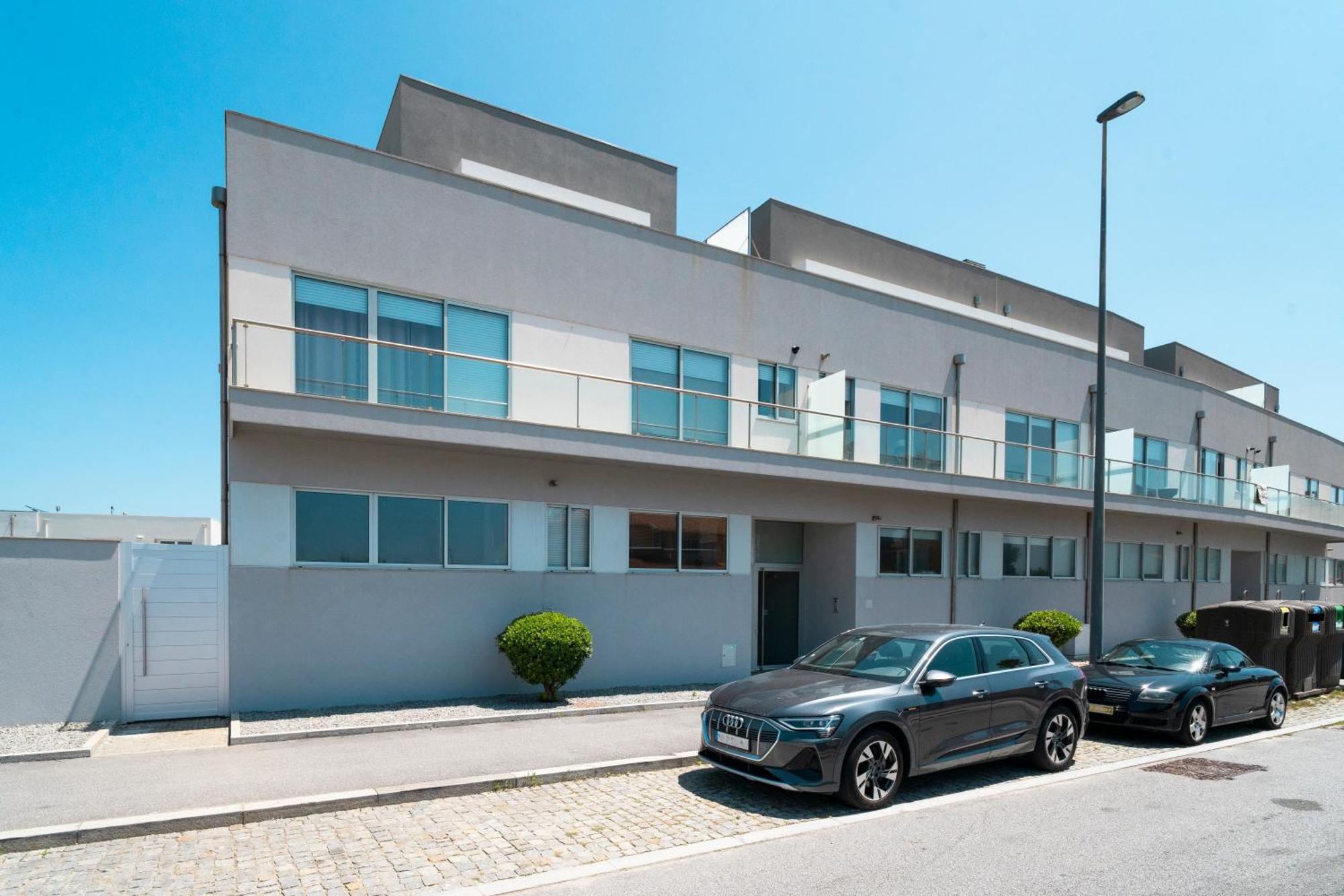 Porto Sea Front Apartment Lavra Exterior photo